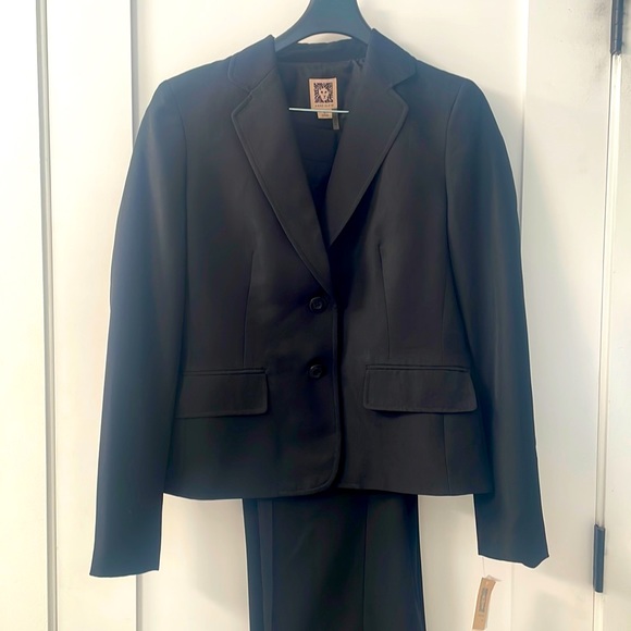 Anne Klein 2-Piece Suit size 6 - Picture 1 of 12